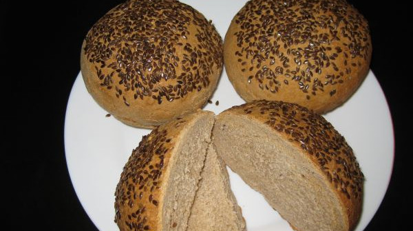 לחם/ לחמניות עם קמח שיפון